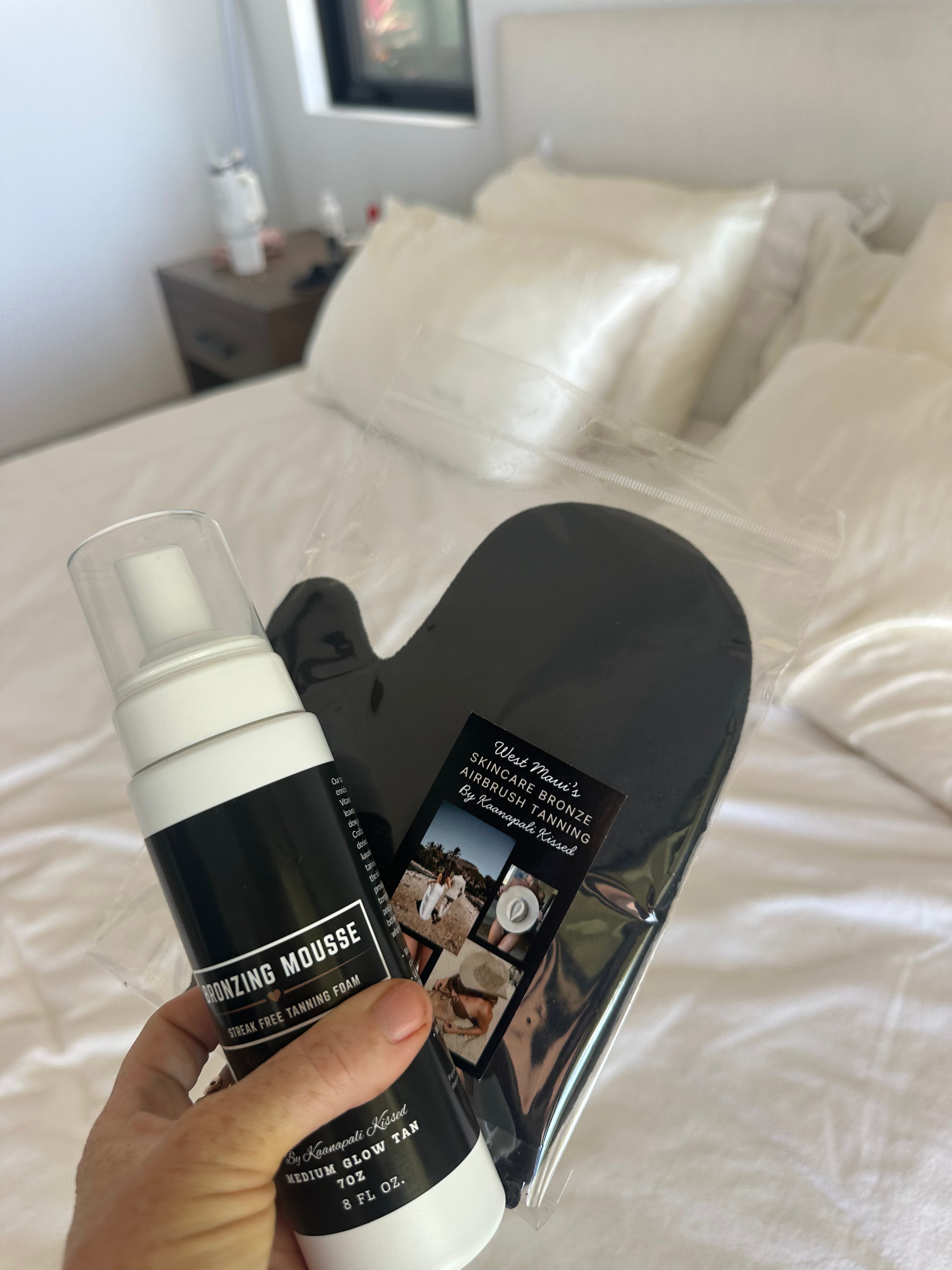 Mousse & mitt combo